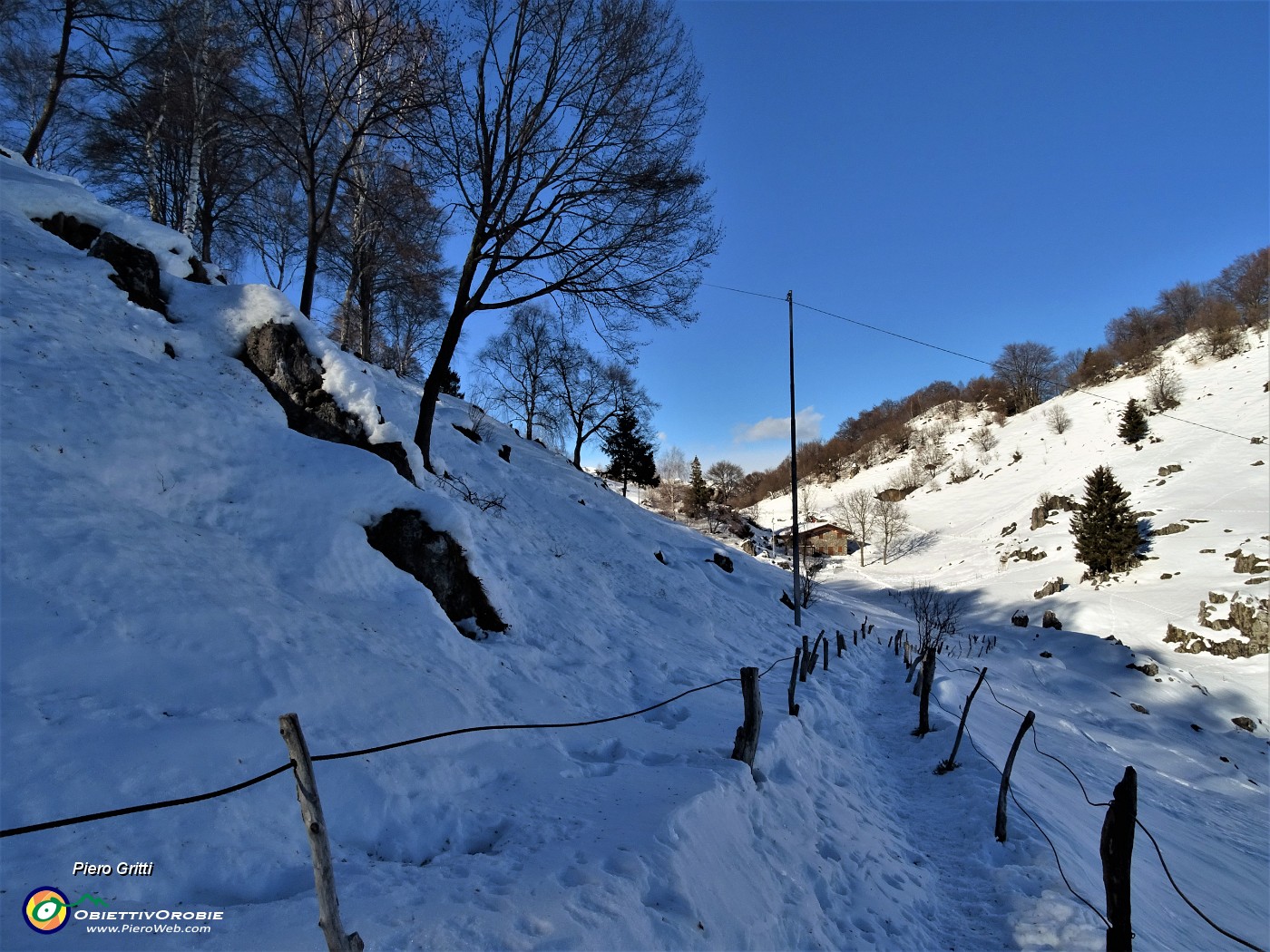 43 Sentiero ben innevato.JPG